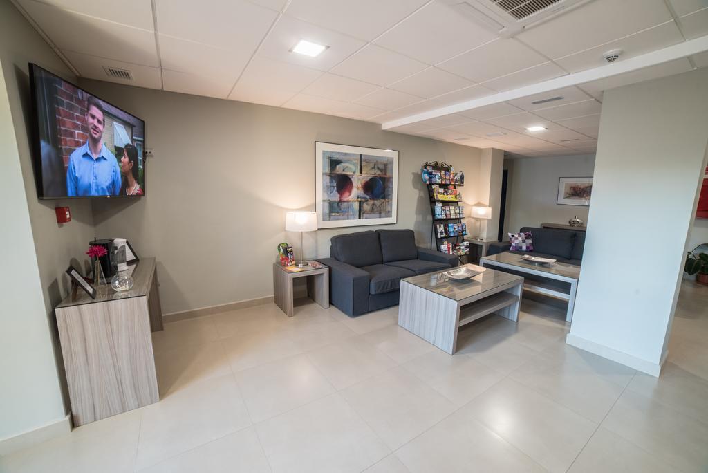 Hotel Miguel Sanchez Alhaurín de la Torre Eksteriør bilde