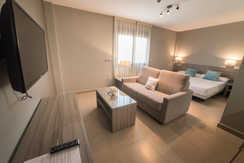 Hotel Miguel Sanchez Alhaurín de la Torre Eksteriør bilde